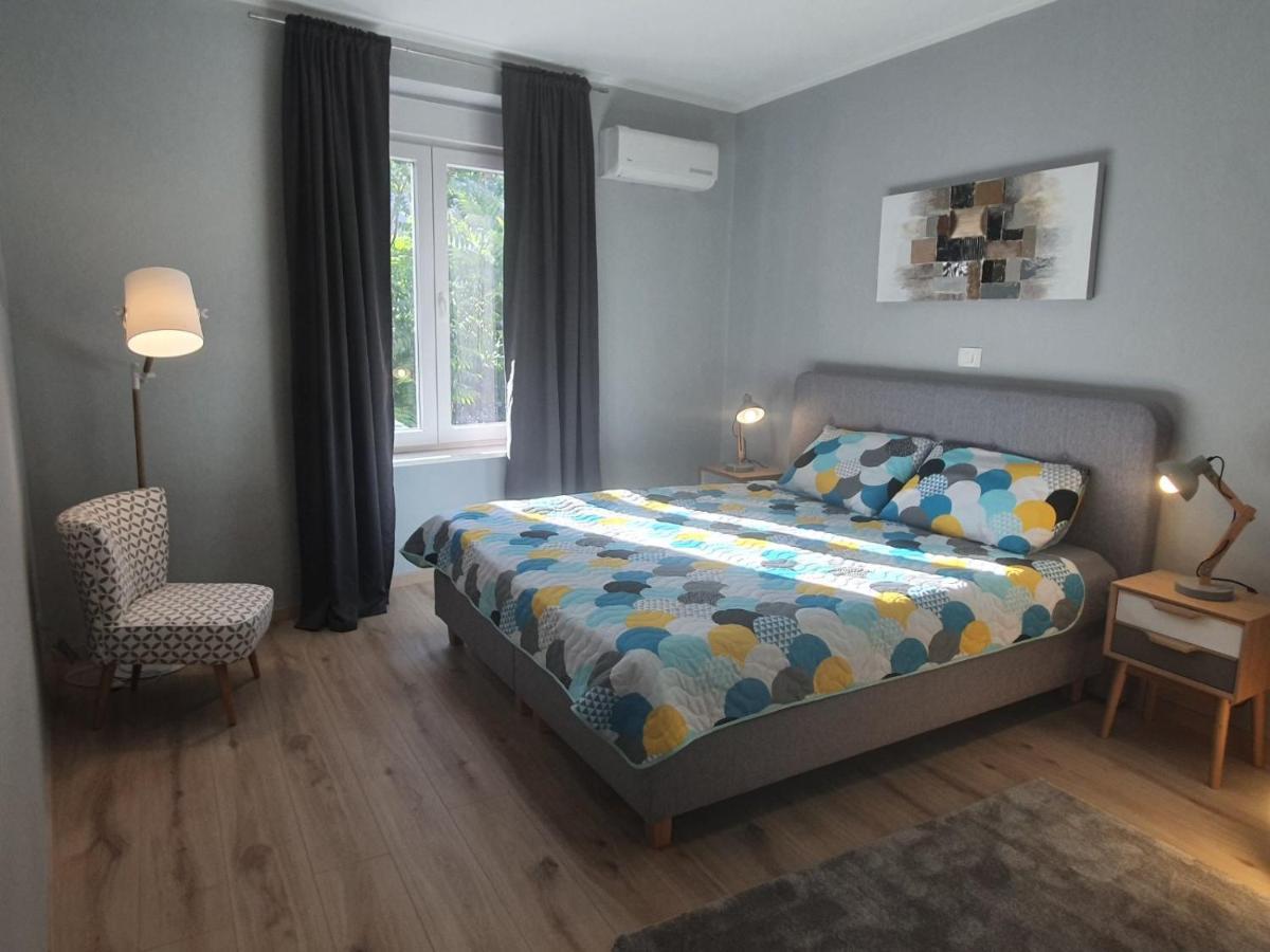 Piazza Foro With Free Parking Apartment Pula Ruang foto