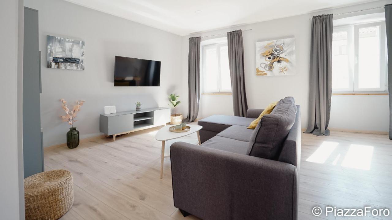 Piazza Foro With Free Parking Apartment Pula Bagian luar foto
